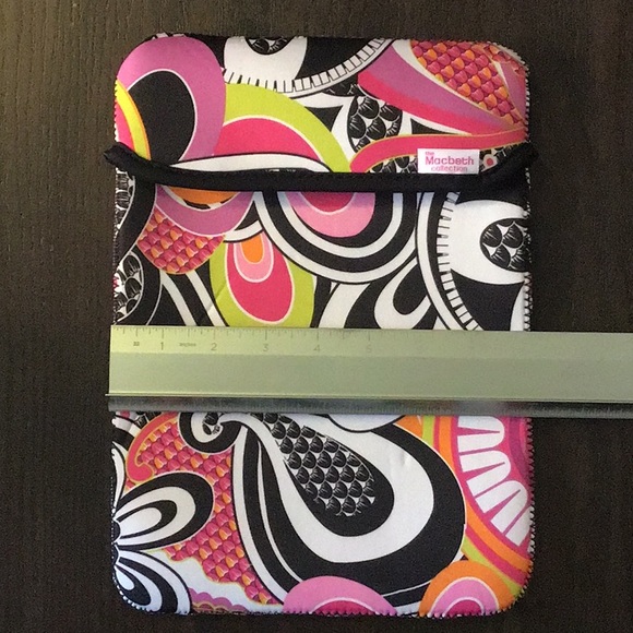 Neoprene 8 x 11 Tablet Sleeve - Picture 2 of 4